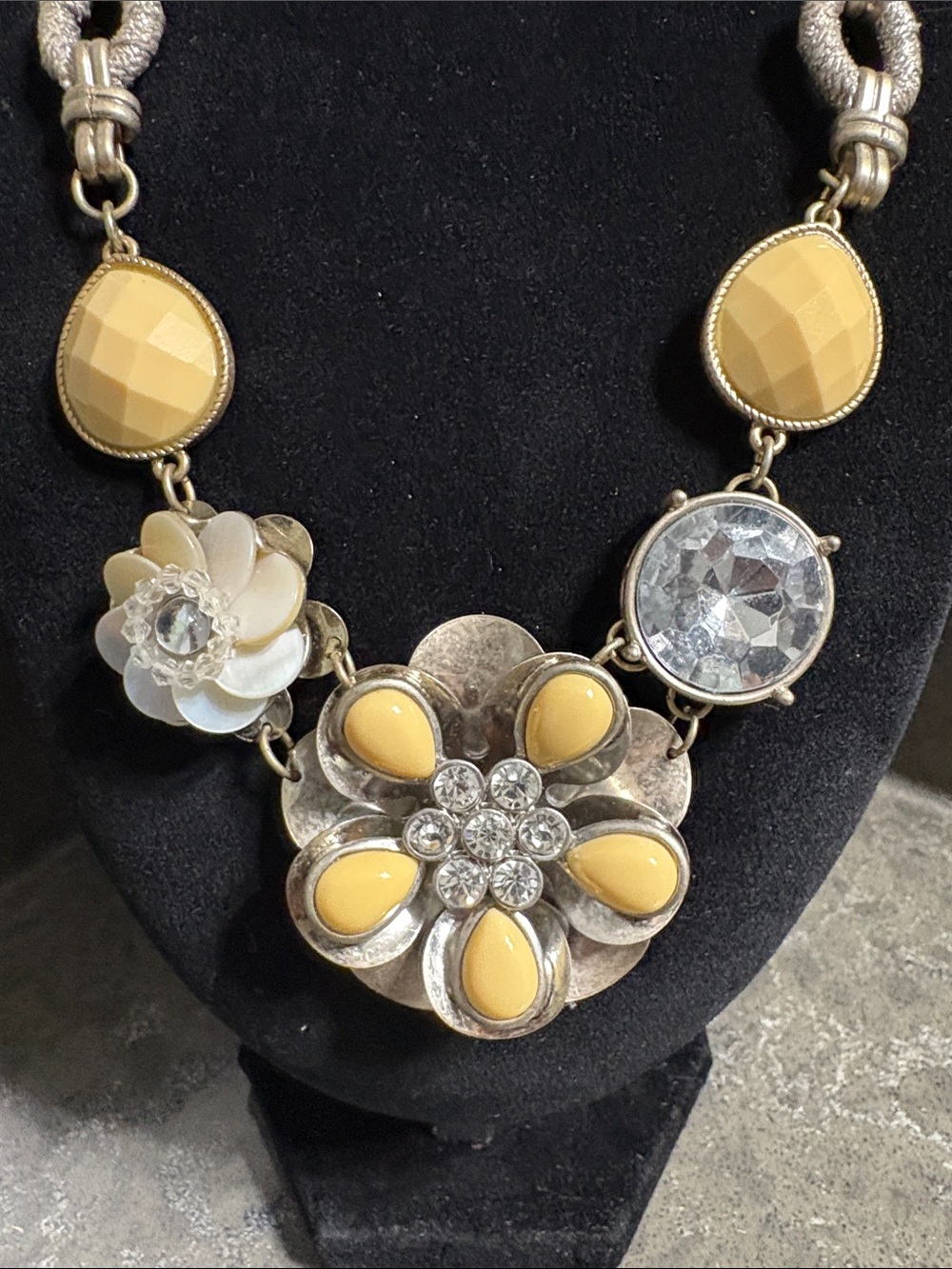 LOFT Yellow and Gold Floral Statement Necklace - Picture 2 of 13